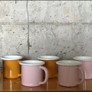 Enamel mug sets